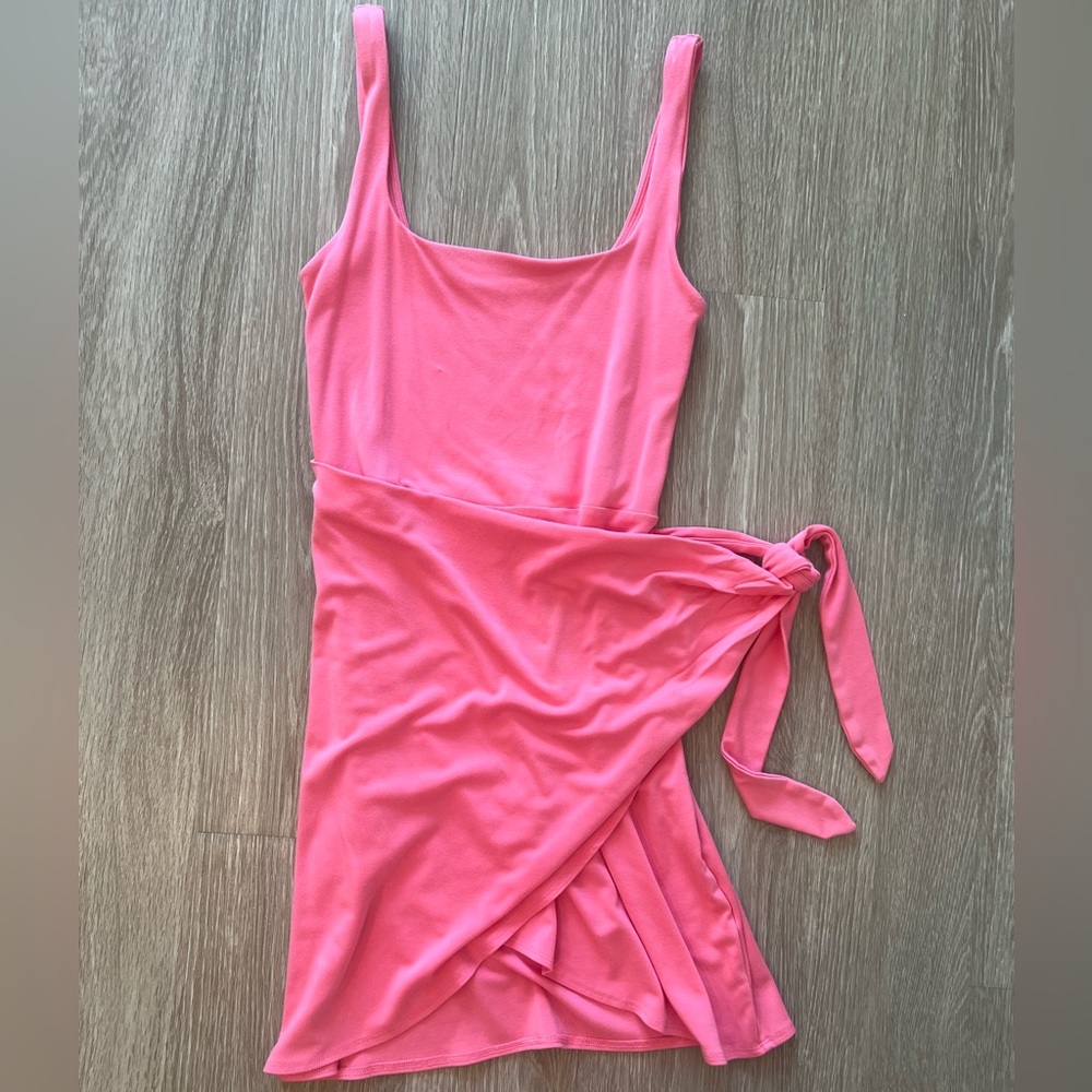 Aritzia Saturn mini dress